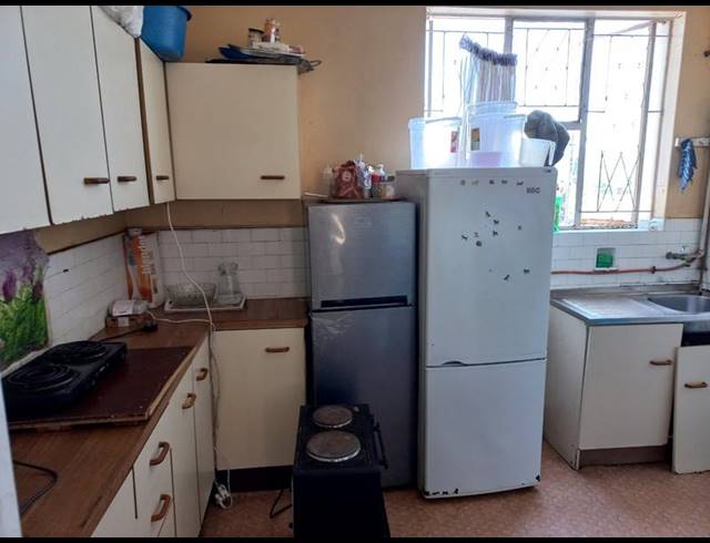 1 BEDROOM APARTMENT FOR SALE IN SCOTTSVILLE